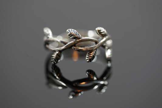 Silver Ring With Entangling Vine Design