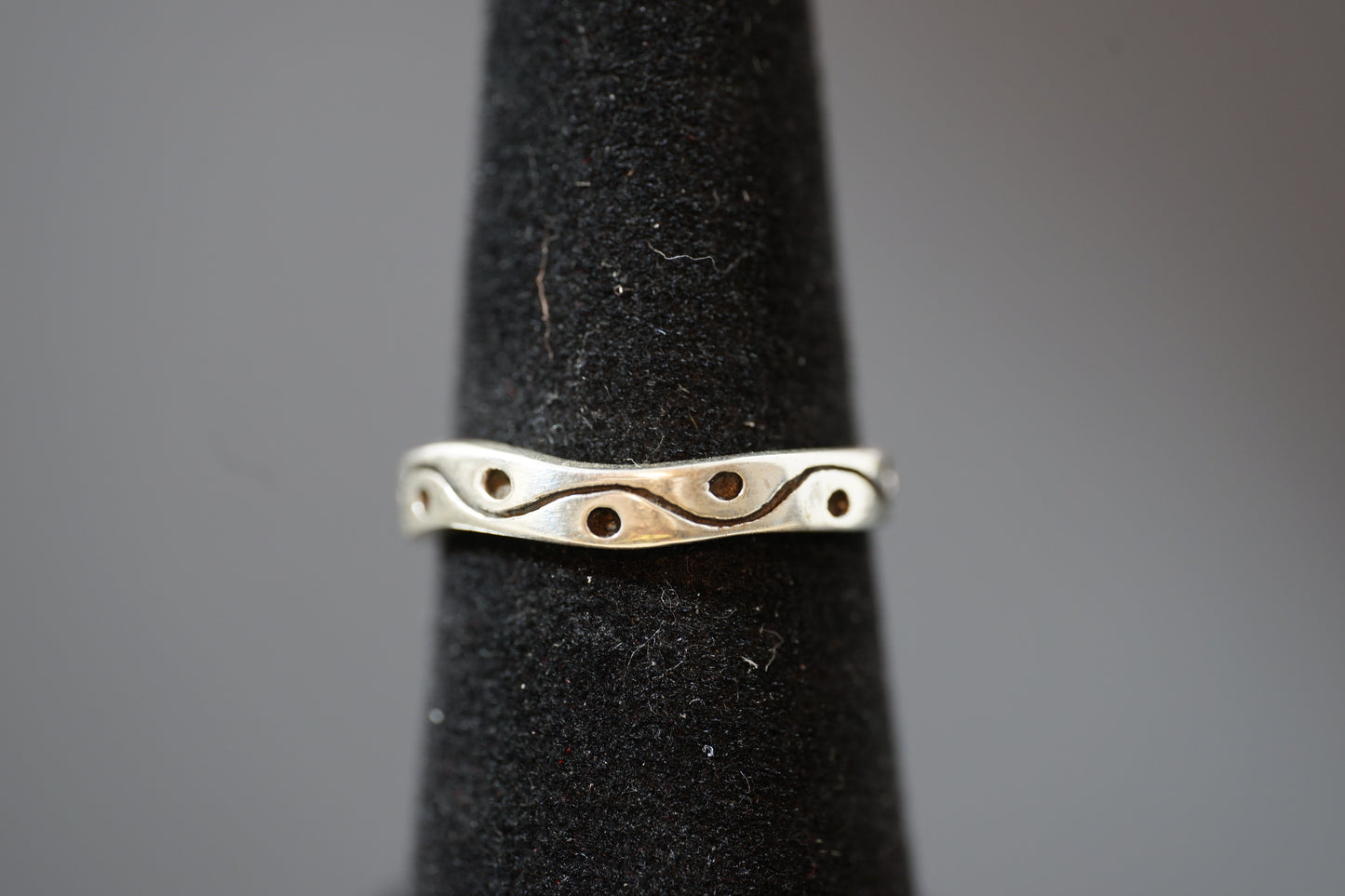 Elegantly Engraved Silver Band Ring