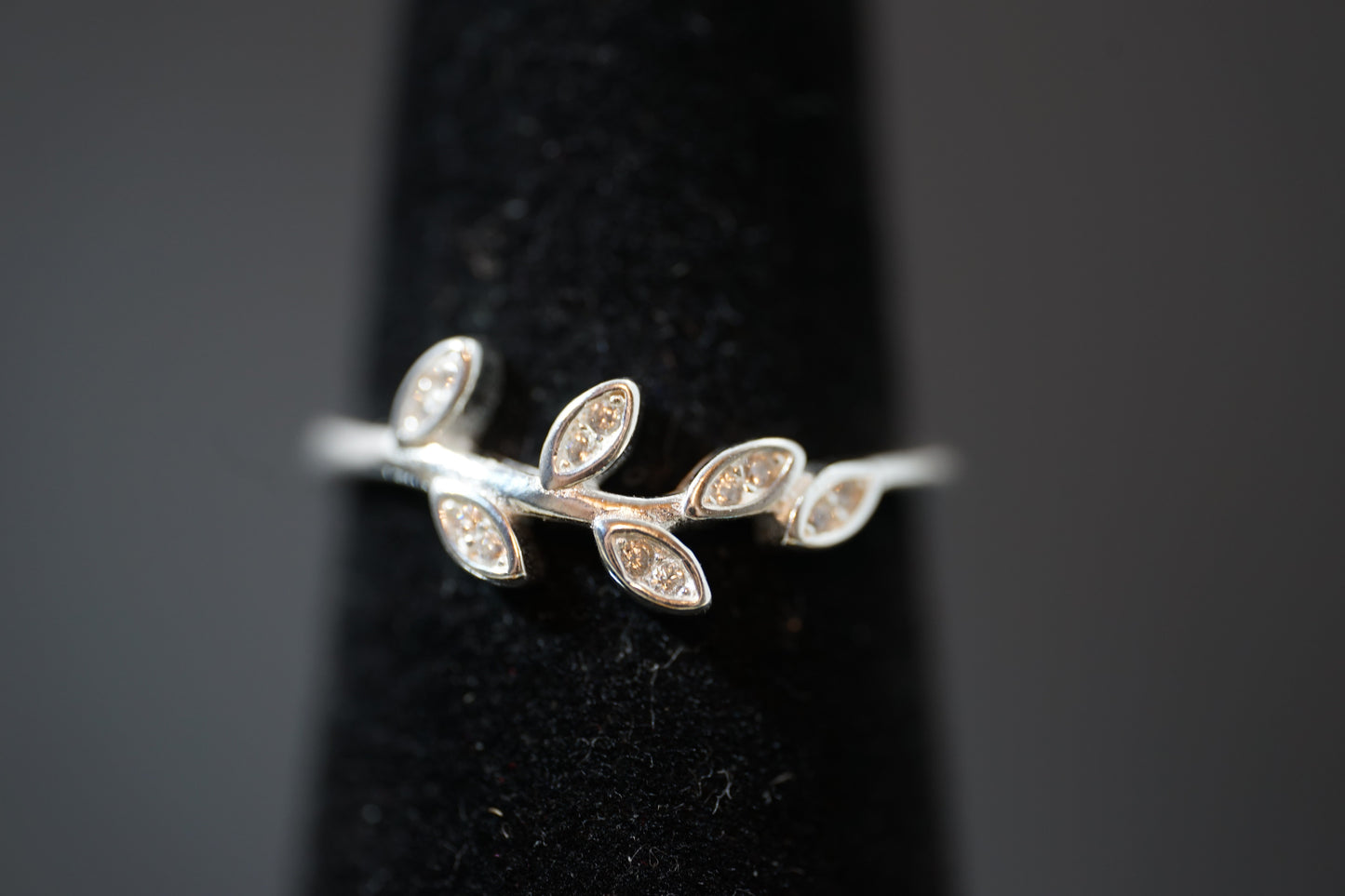 Cubic Zirconia Leaf Vine Silver Ring